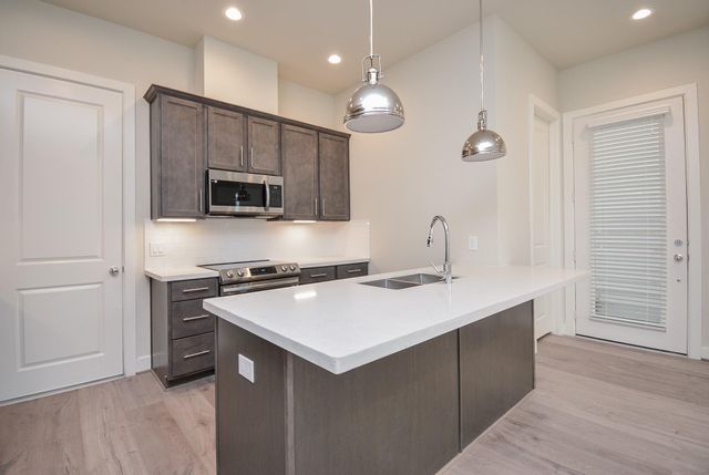 5914 Jasper Jones Way, Houston, TX 77091