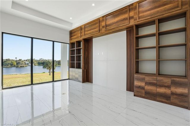 2532 CALOOSA SHORES DR, Labelle, FL 33935