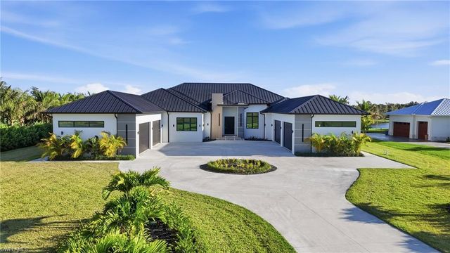 2532 CALOOSA SHORES DR, Labelle, FL 33935