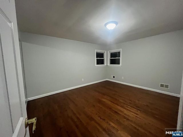 88 Cedar Road, Dumont, NJ 07628