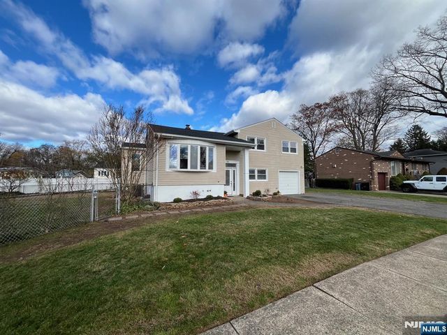 88 Cedar Road, Dumont, NJ 07628
