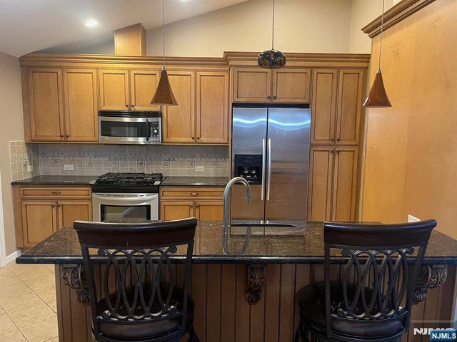 88 Cedar Road, Dumont, NJ 07628