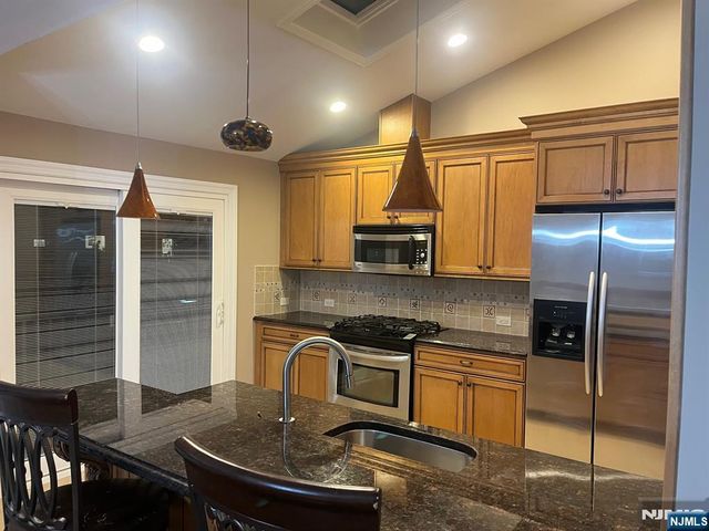 88 Cedar Road, Dumont, NJ 07628