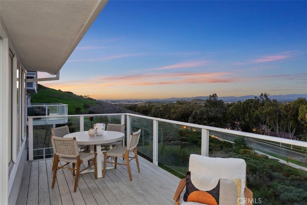 Image 18 of property listing at 22 Delphinus, Irvine, CA 92603