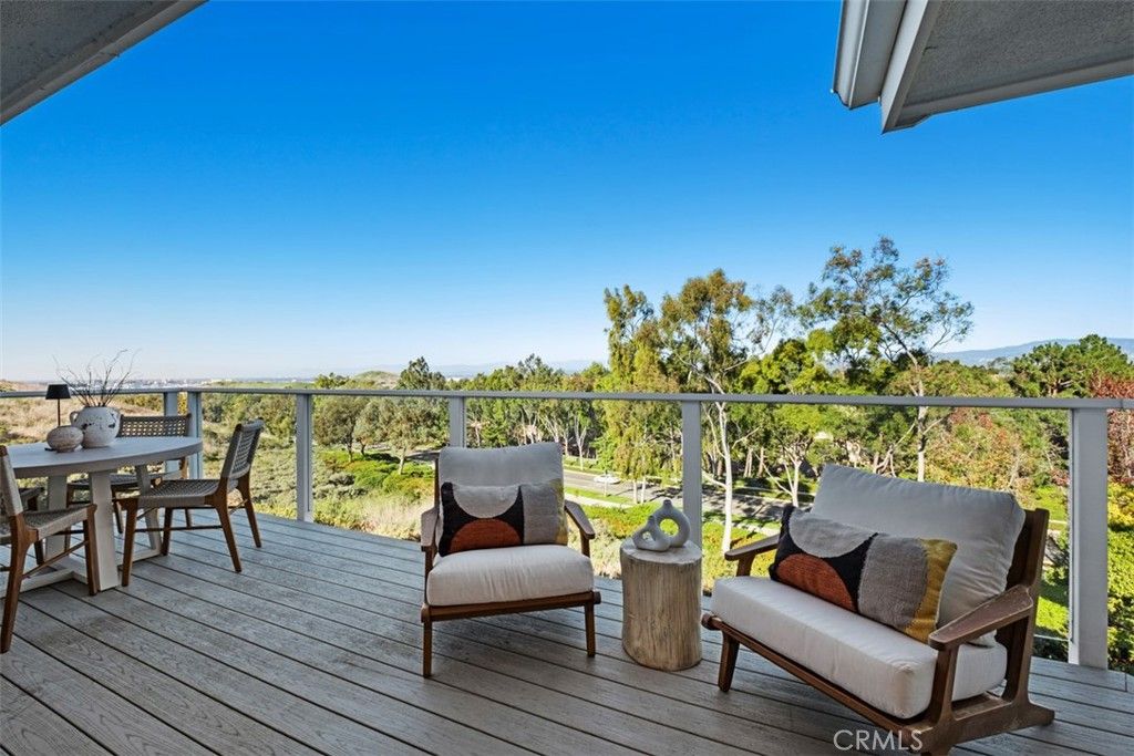 Image 20 of property listing at 22 Delphinus, Irvine, CA 92603