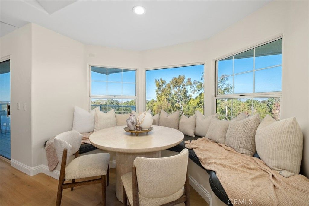 Image 28 of property listing at 22 Delphinus, Irvine, CA 92603