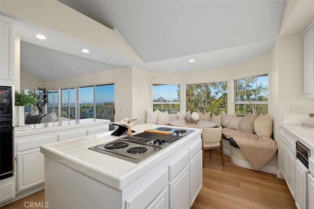 Image 29 of property listing at 22 Delphinus, Irvine, CA 92603