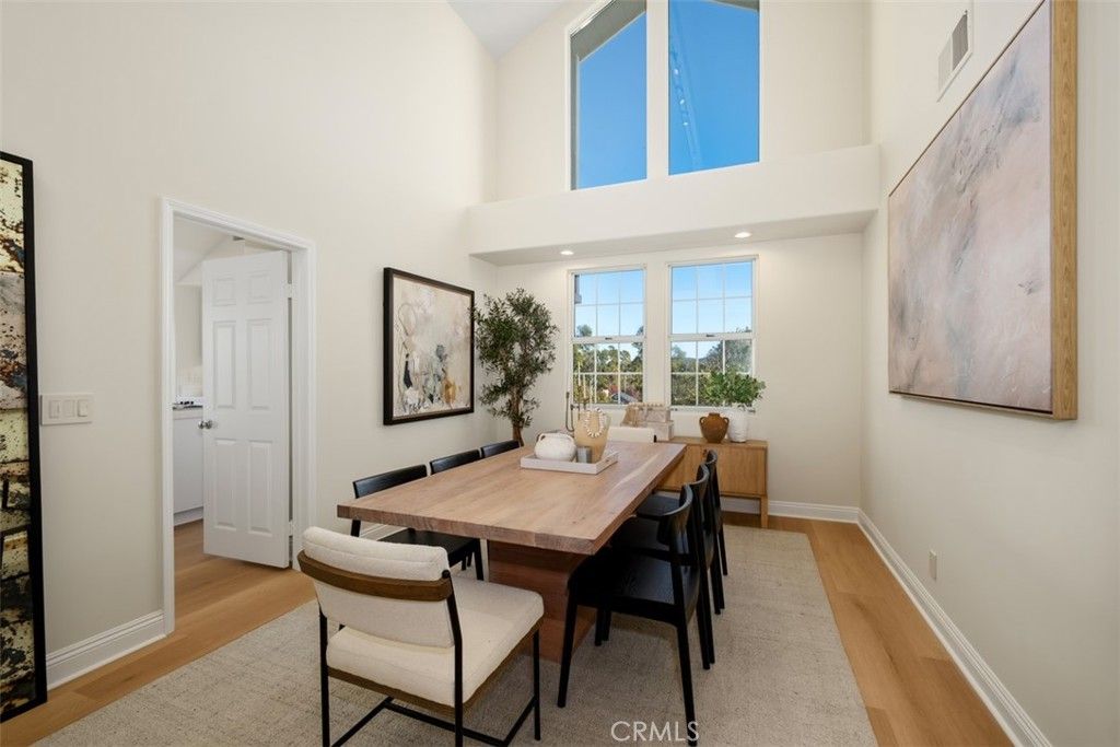 Image 30 of property listing at 22 Delphinus, Irvine, CA 92603