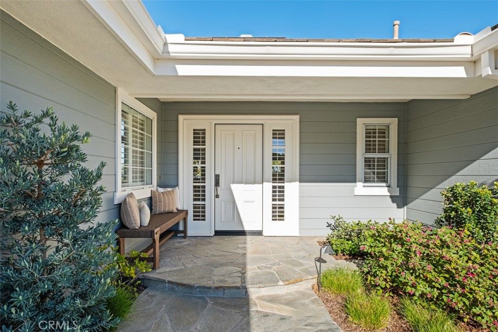 Image 4 of property listing at 22 Delphinus, Irvine, CA 92603