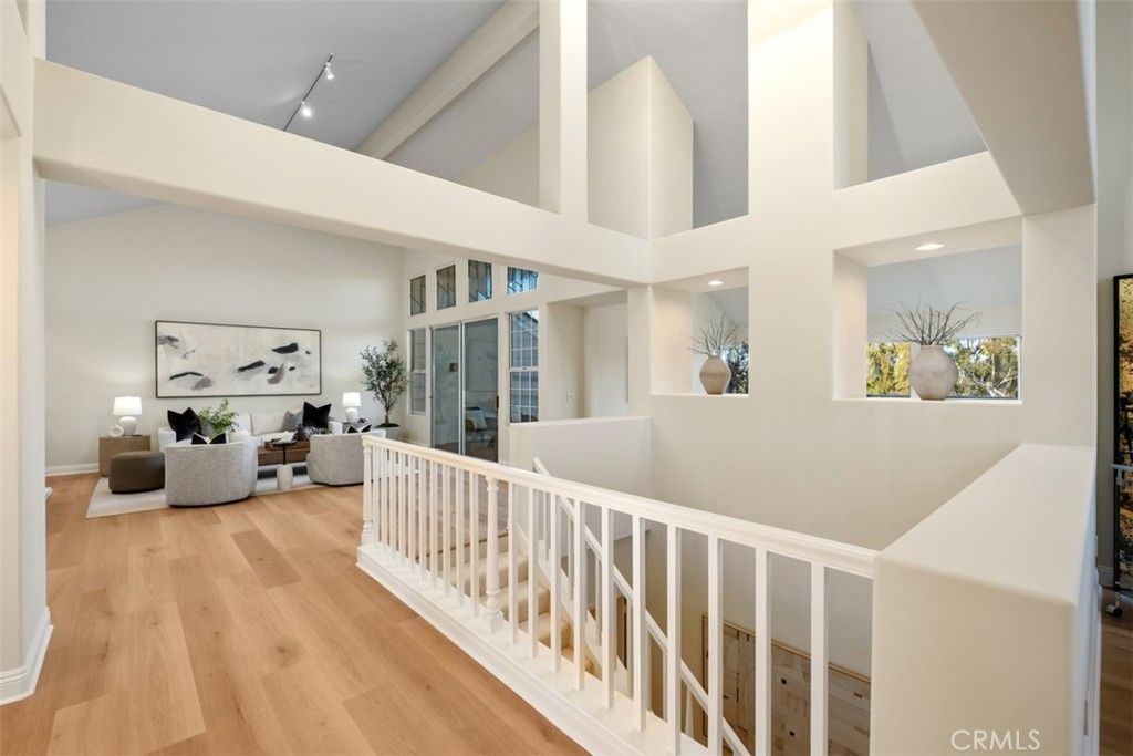 Image 6 of property listing at 22 Delphinus, Irvine, CA 92603