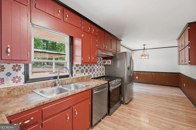 295 Henson Circle, Carrollton, GA 30117