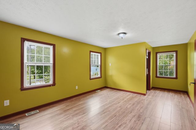295 Henson Circle, Carrollton, GA 30117