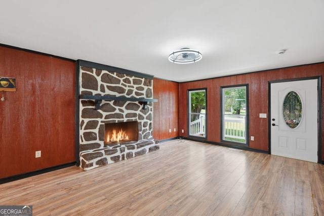 295 Henson Circle, Carrollton, GA 30117