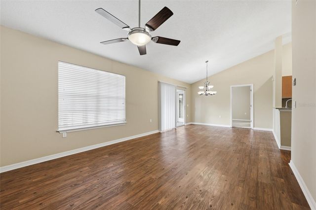 10000 SW 52ND AVENUE 6, Gainesville, FL 32608