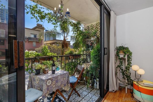 1514 7th Avenue 306, San Diego, CA 92101