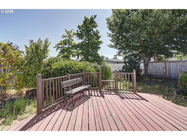 15509 Se MILL PLAIN Blvd, Vancouver, WA 98684