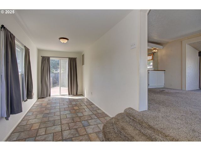 15509 Se MILL PLAIN Blvd, Vancouver, WA 98684