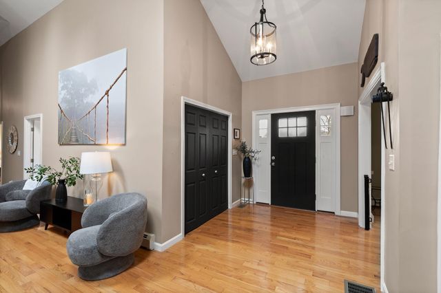 2 Riverwoods Drive, Exeter, NH 03833
