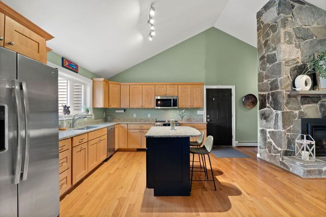 2 Riverwoods Drive, Exeter, NH 03833