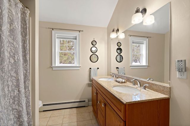 2 Riverwoods Drive, Exeter, NH 03833