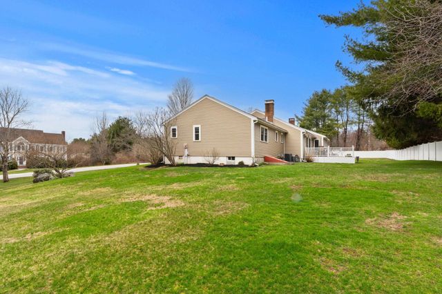2 Riverwoods Drive, Exeter, NH 03833
