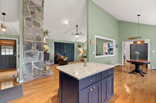 2 Riverwoods Drive, Exeter, NH 03833