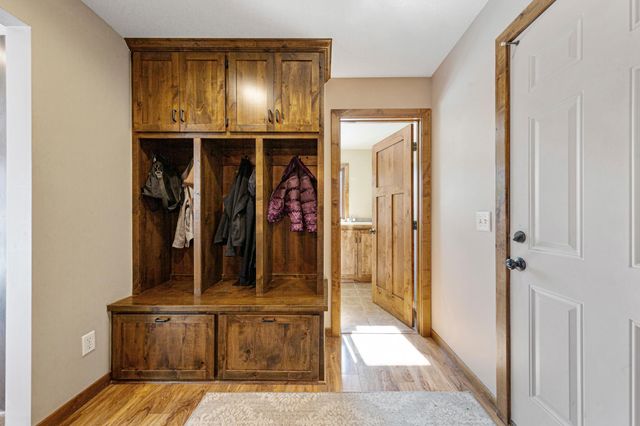 624 Ridge Road, Henderson, MN 56044