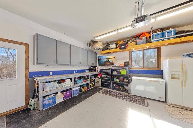 624 Ridge Road, Henderson, MN 56044