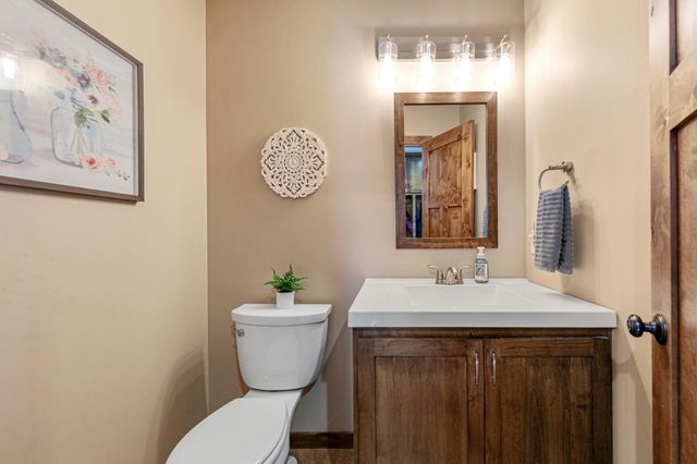 624 Ridge Road, Henderson, MN 56044