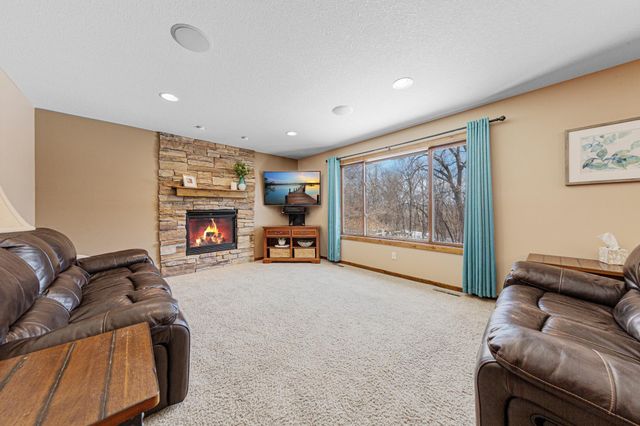 624 Ridge Road, Henderson, MN 56044