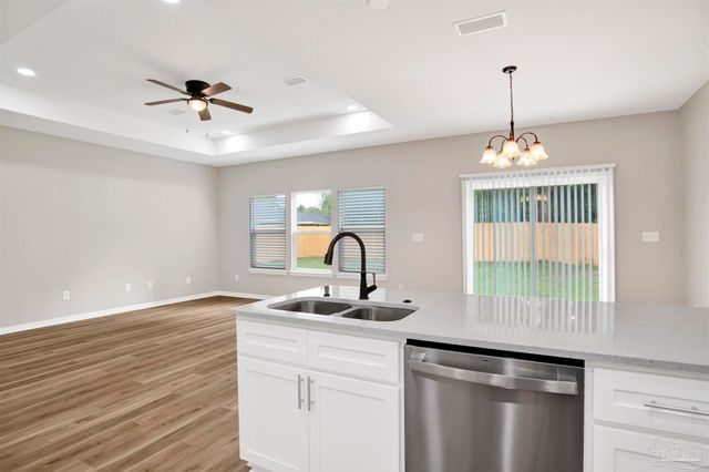 3018 Berwick St, Pensacola, FL 32503