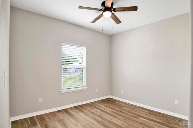 3018 Berwick St, Pensacola, FL 32503