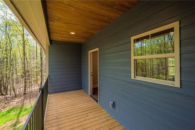 135 Rocky Branch Drive, Murrayville, GA 30564