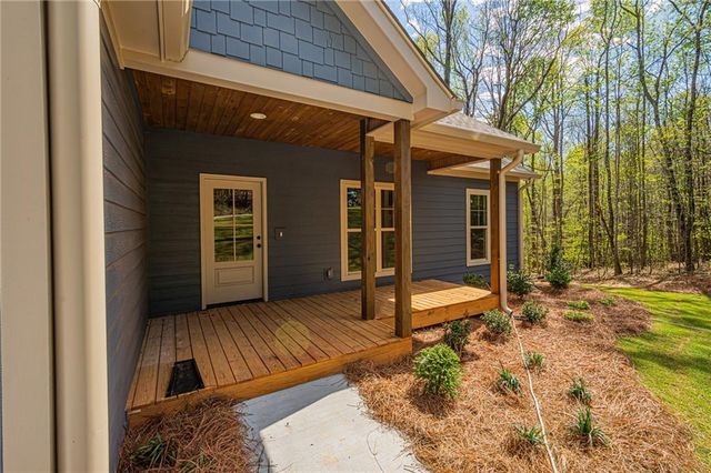 135 Rocky Branch Drive, Murrayville, GA 30564