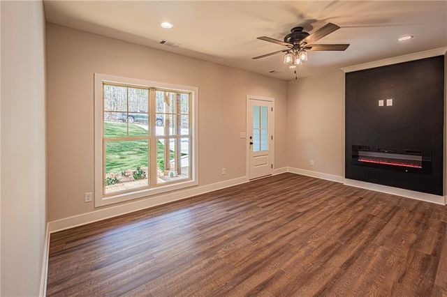 135 Rocky Branch Drive, Murrayville, GA 30564