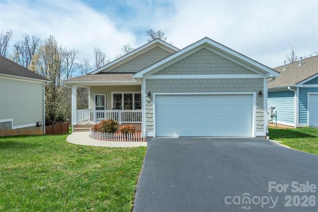 67 Little Fox Lane, Fletcher, NC 28732