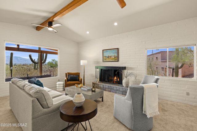 6891 N Camino Verde, Tucson, AZ 85743