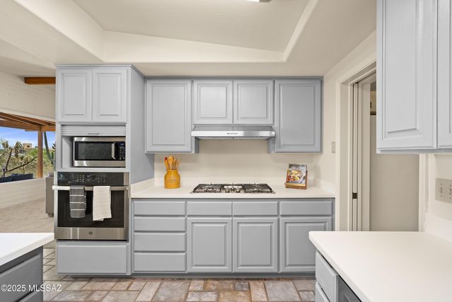 6891 N Camino Verde, Tucson, AZ 85743