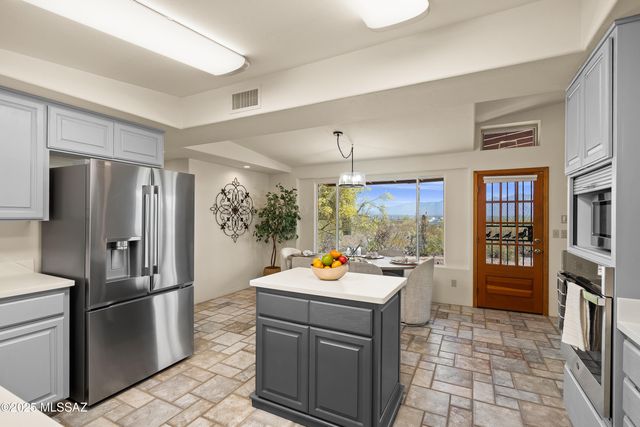 6891 N Camino Verde, Tucson, AZ 85743