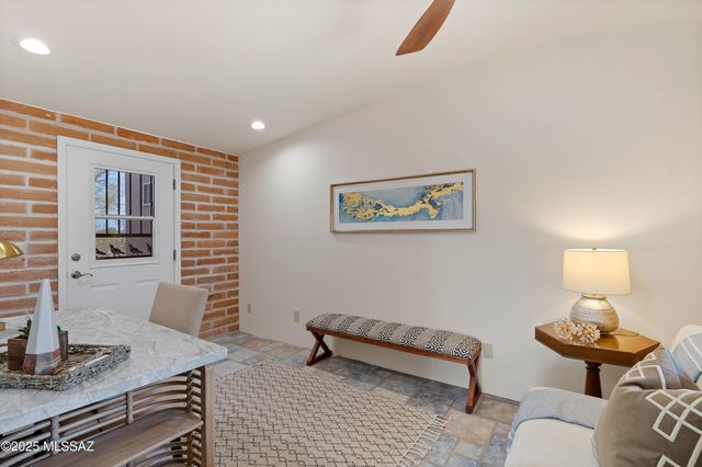 6891 N Camino Verde, Tucson, AZ 85743