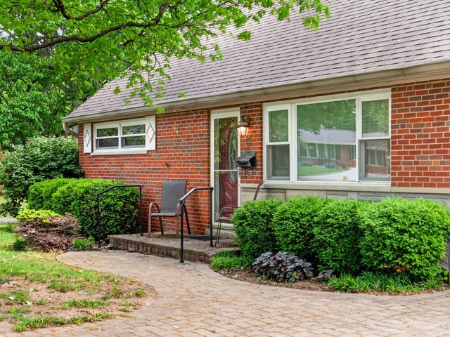 5 Jewel Lane, Greenhills, OH 45218