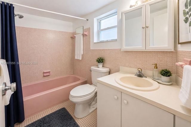 1747 Rodman St 308, Hollywood, FL 33020