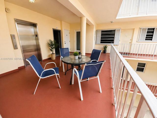 1747 Rodman St 308, Hollywood, FL 33020