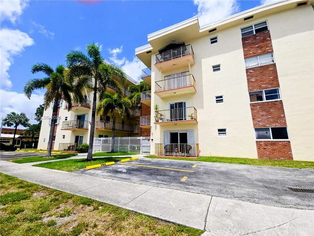 1747 Rodman St 308, Hollywood, FL 33020