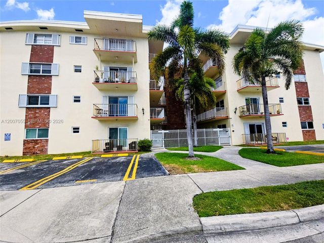 1747 Rodman St 308, Hollywood, FL 33020