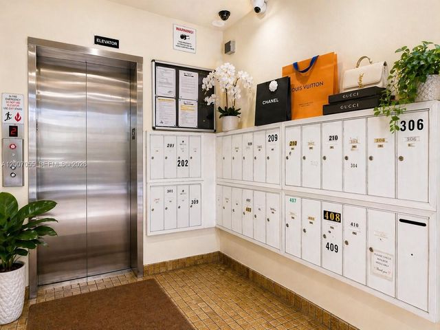 1747 Rodman St 308, Hollywood, FL 33020