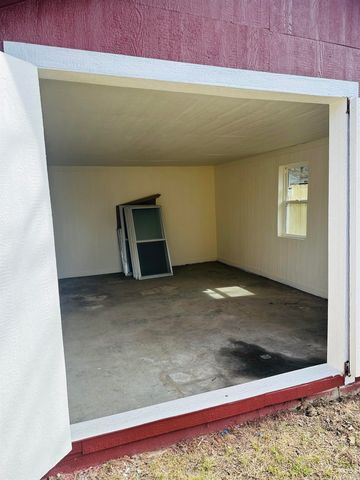 404 McHenry Street, Malvern, AR 72104