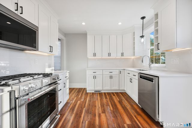 60 Walter Avenue, Norwalk, CT 06851