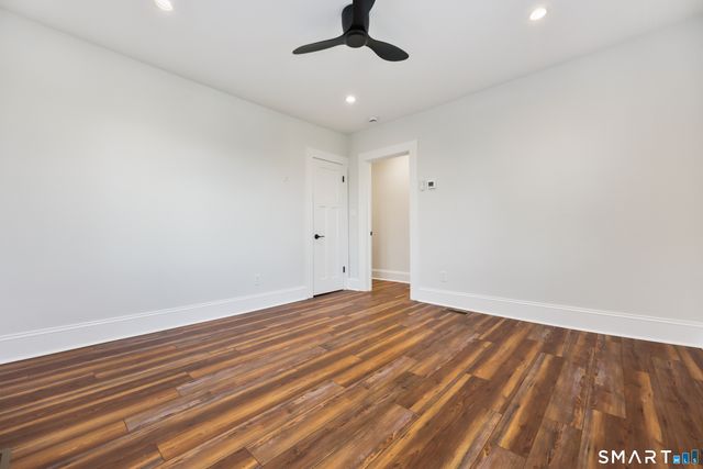 60 Walter Avenue, Norwalk, CT 06851