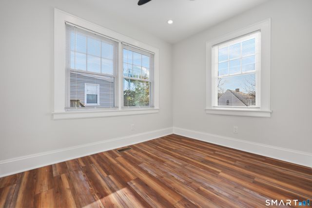 60 Walter Avenue, Norwalk, CT 06851